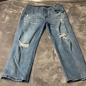 No Brand - Distressed Jean Capri